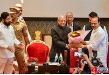आता कुठे गेली निष्ठा ;अजितदादा पवार उपमुख्यमंत्री व इतरांनी धेतली मंत्रीपदाची शपथ !