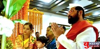 ‘वर्षा’ निवासस्थानी मुख्यमंत्र्यांच्या हस्ते श्री गणरायाची प्रतिष्ठापना