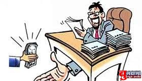 ज.जामोद नगर परिषदमध्ये दिव्याखाली अंधार; लाचखोर मुख्याधिकाऱ्याला 12 हजाराची लाच घेतांना पकडले !