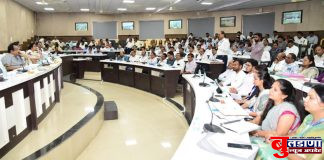 खरीप हंगामासाठी सर्व विभागांनी समन्वयाने कार्य करावे :पालकमंत्री ना. मकरंद पाटील