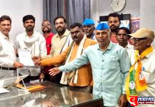 प्रभारी मुख्याधिकाऱ्यांची हकालपट्टी करुन कायमस्वरुपी मुख्याधिकारी नियुक्त करा- निलेश जाधव